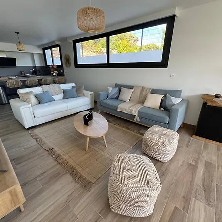 Proche Porticcio, Coup De Coeur Asure,appartement De Standing, Rez De 6 Couchages, Climatise A 150m De La Plage, Terrains De Tennis アパート