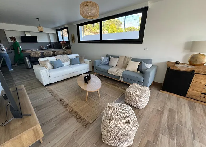 Proche Porticcio, Coup De Coeur Asure,appartement De Standing, Rez De 6 Couchages, Climatise A 150m De La Plage, Terrains De Tennis شقة