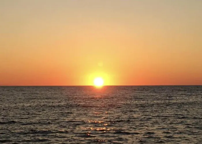 Apartment Proche Porticcio, Coup De Coeur Asure,appartement De Standing, Rez De 6 Couchages, Climatise A 150m De La Plage, Terrains De Tennis *